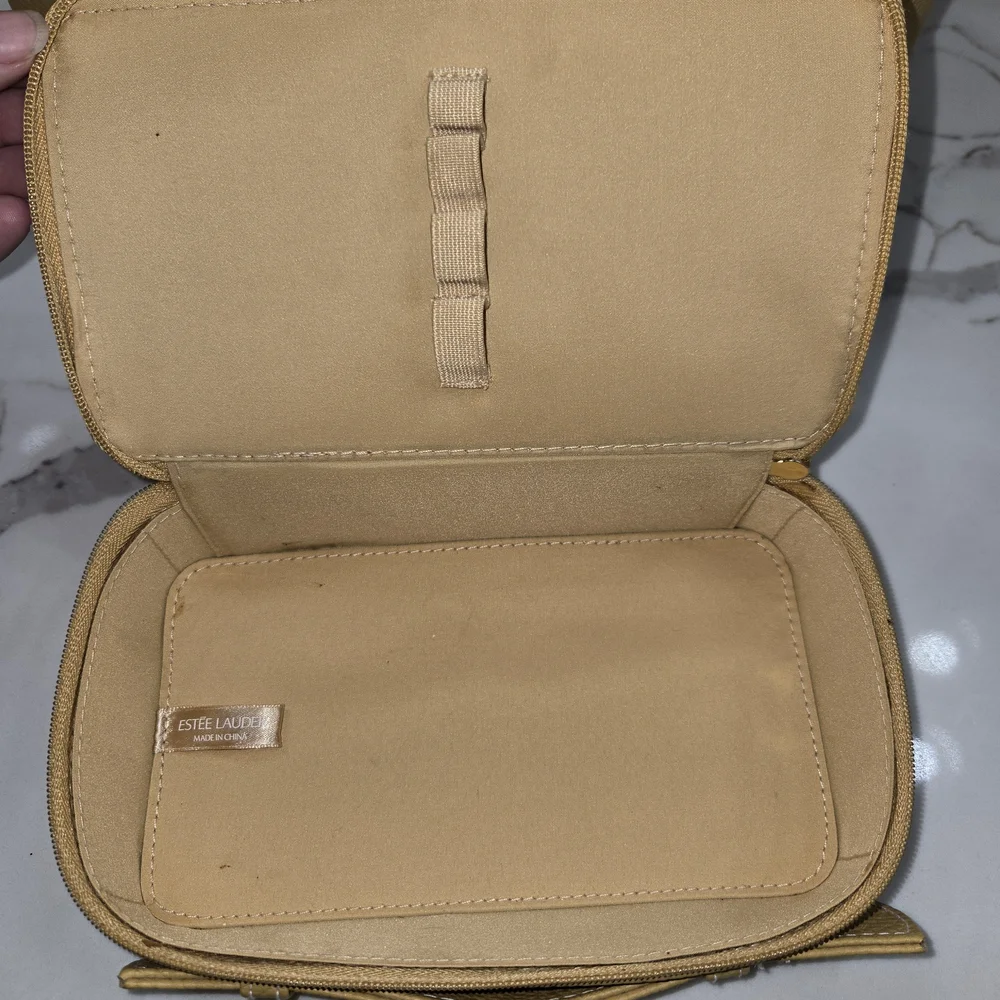 Estee Lauder	Estee Lauder Yellow Vintage Pebbled Leather Cosmetic Travel Set
